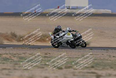 media/Dec-03-2022-CVMA (Sat) [[a3451eb8a4]]/Race 8 500 Supersport-350 Supersport/